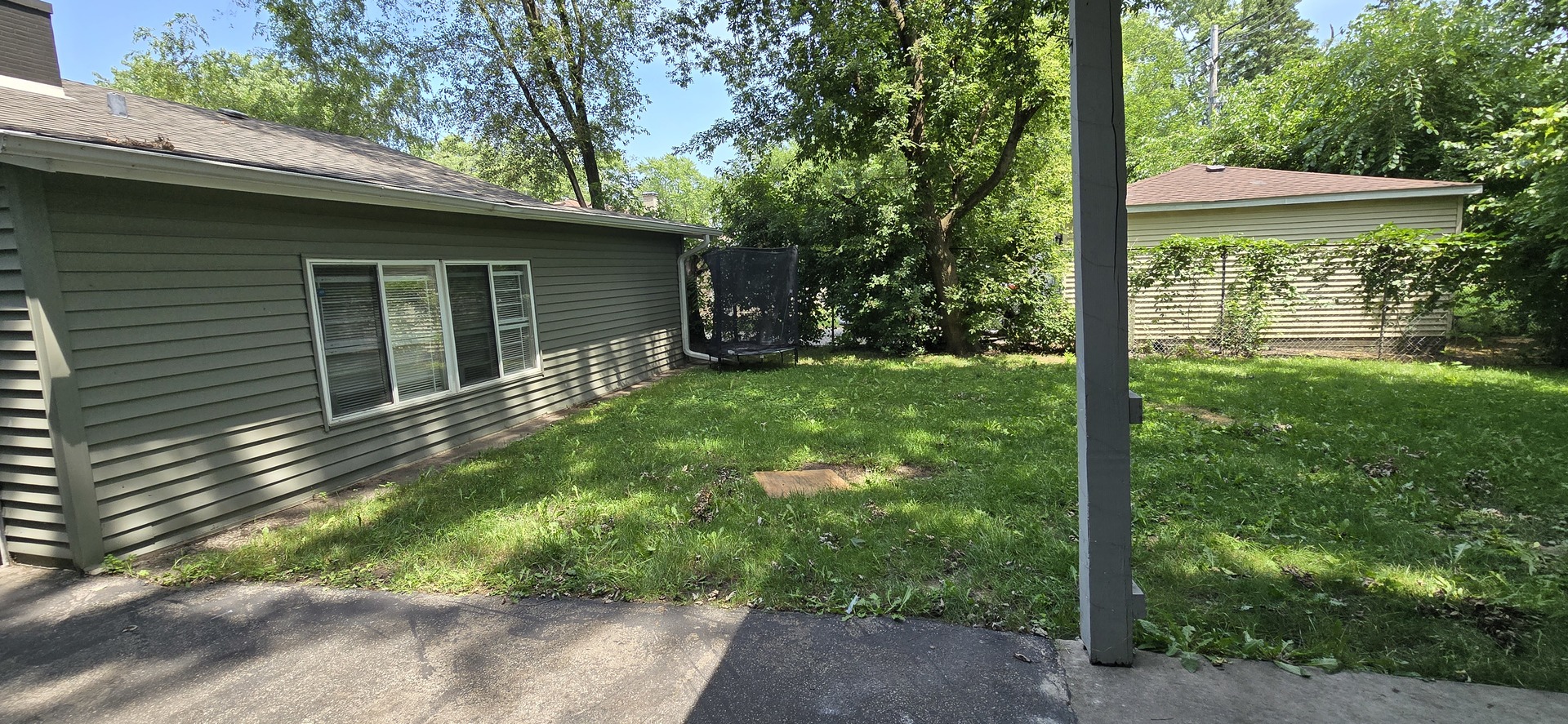 3043 Sussex Avenue, Markham, IL 60428