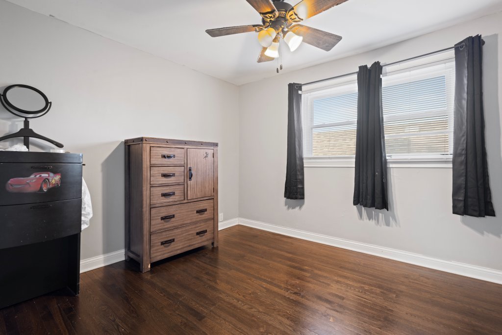 3710 W 60th Place, Chicago, IL 60629