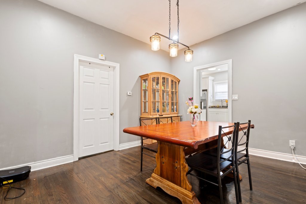 3710 W 60th Place, Chicago, IL 60629