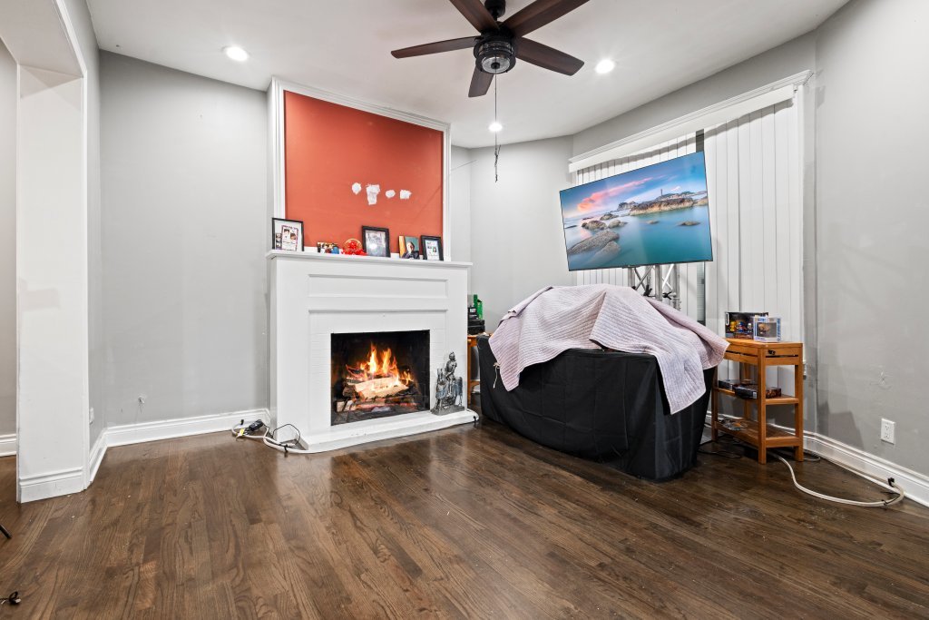 3710 W 60th Place, Chicago, IL 60629