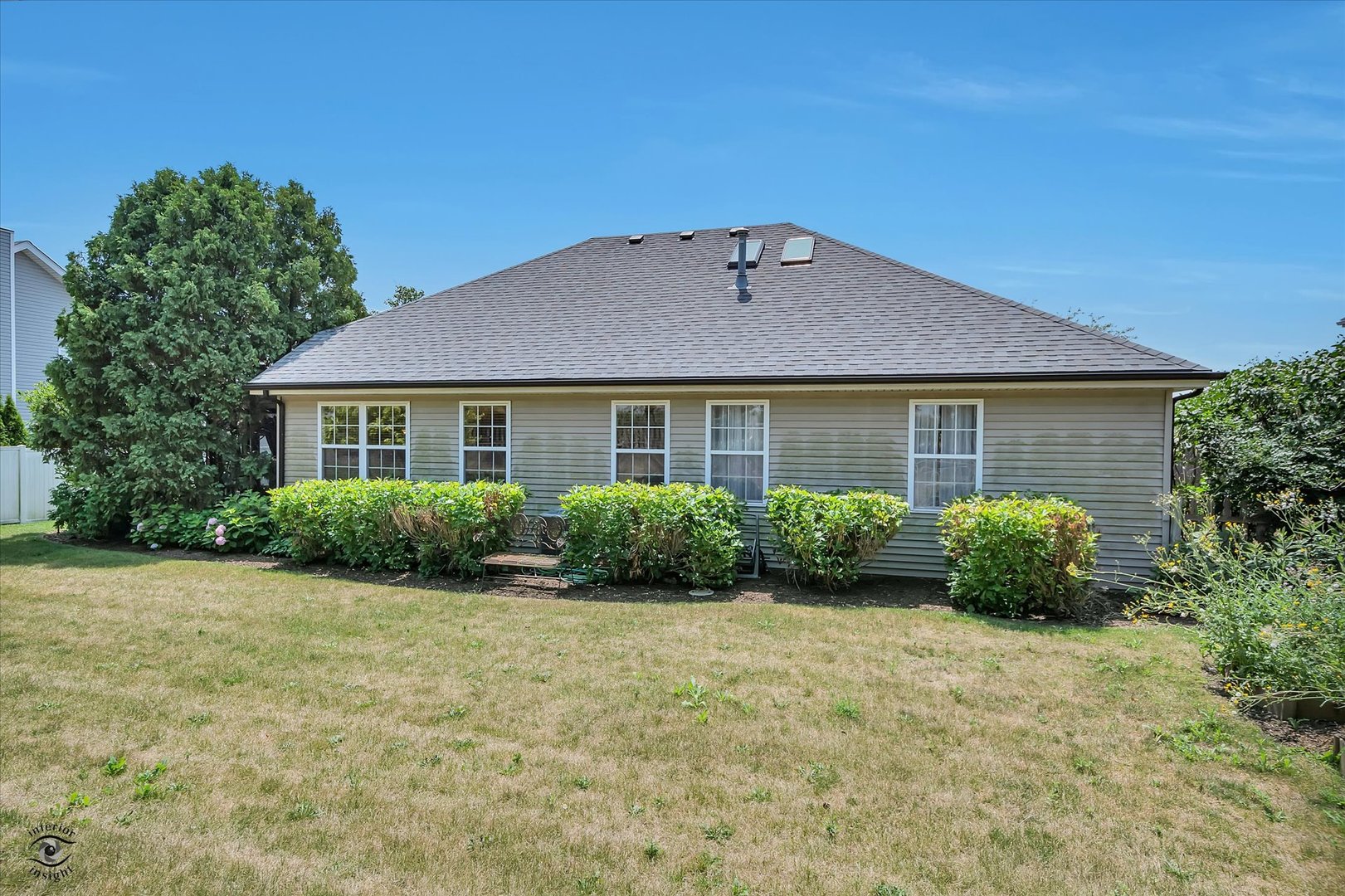 901 Barton Lane, Peotone, IL 60468