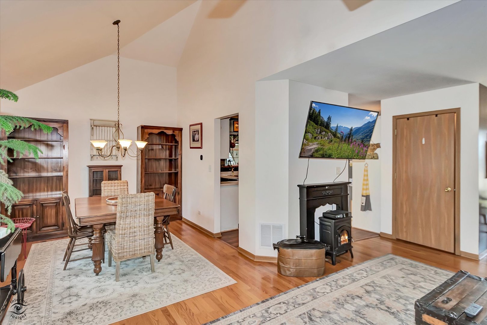 901 Barton Lane, Peotone, IL 60468