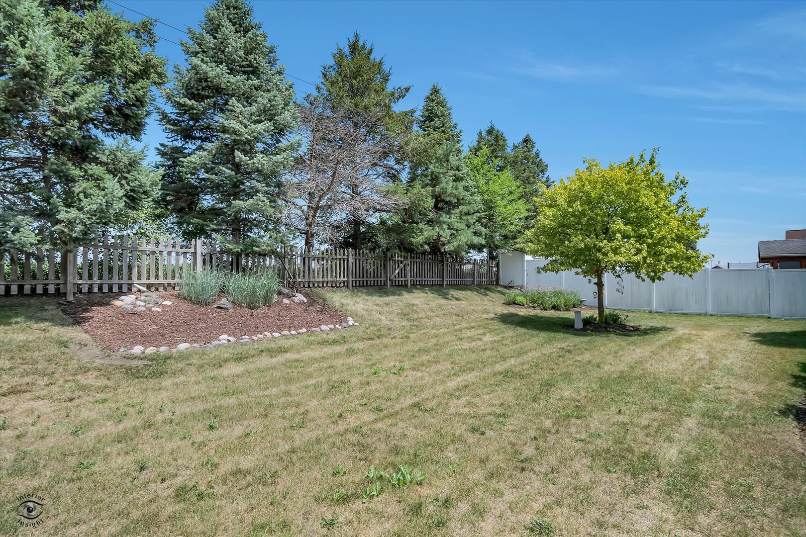 901 Barton Lane, Peotone, IL 60468