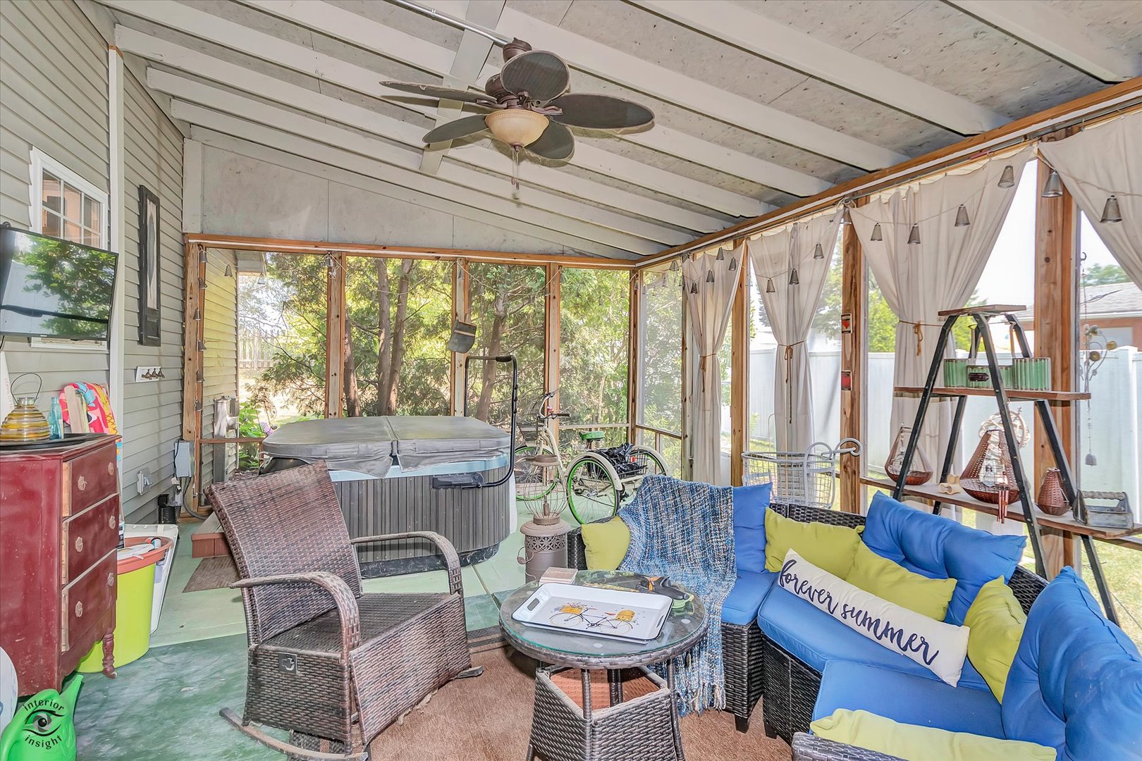 901 Barton Lane, Peotone, IL 60468