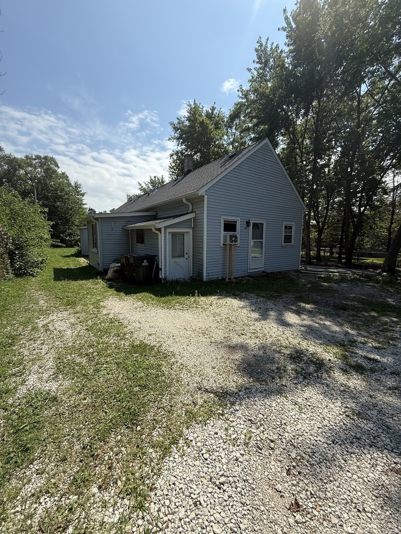218 Hughes Avenue, Lockport, IL 60441