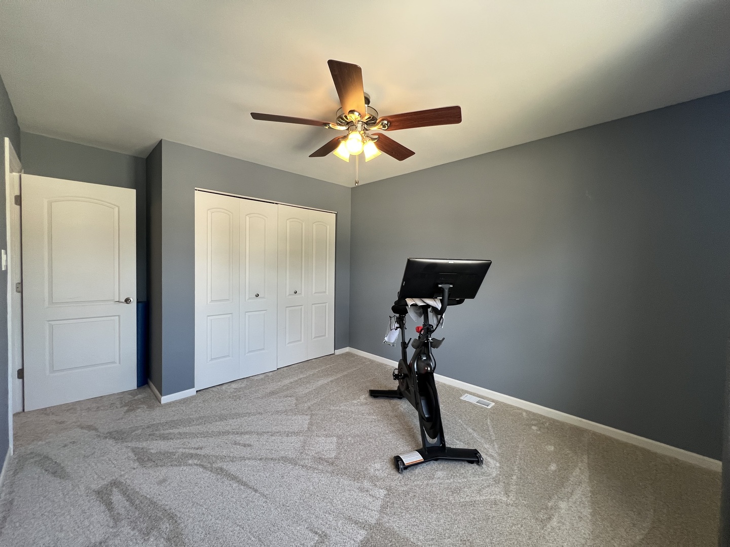 20242 S Rosewood Court, Frankfort, IL 60423