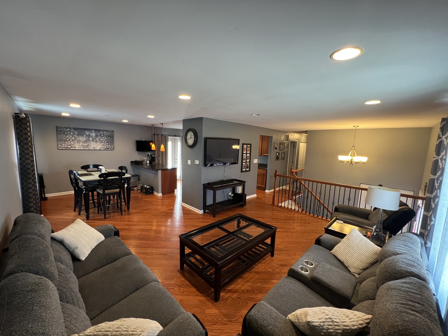 20242 S Rosewood Court, Frankfort, IL 60423