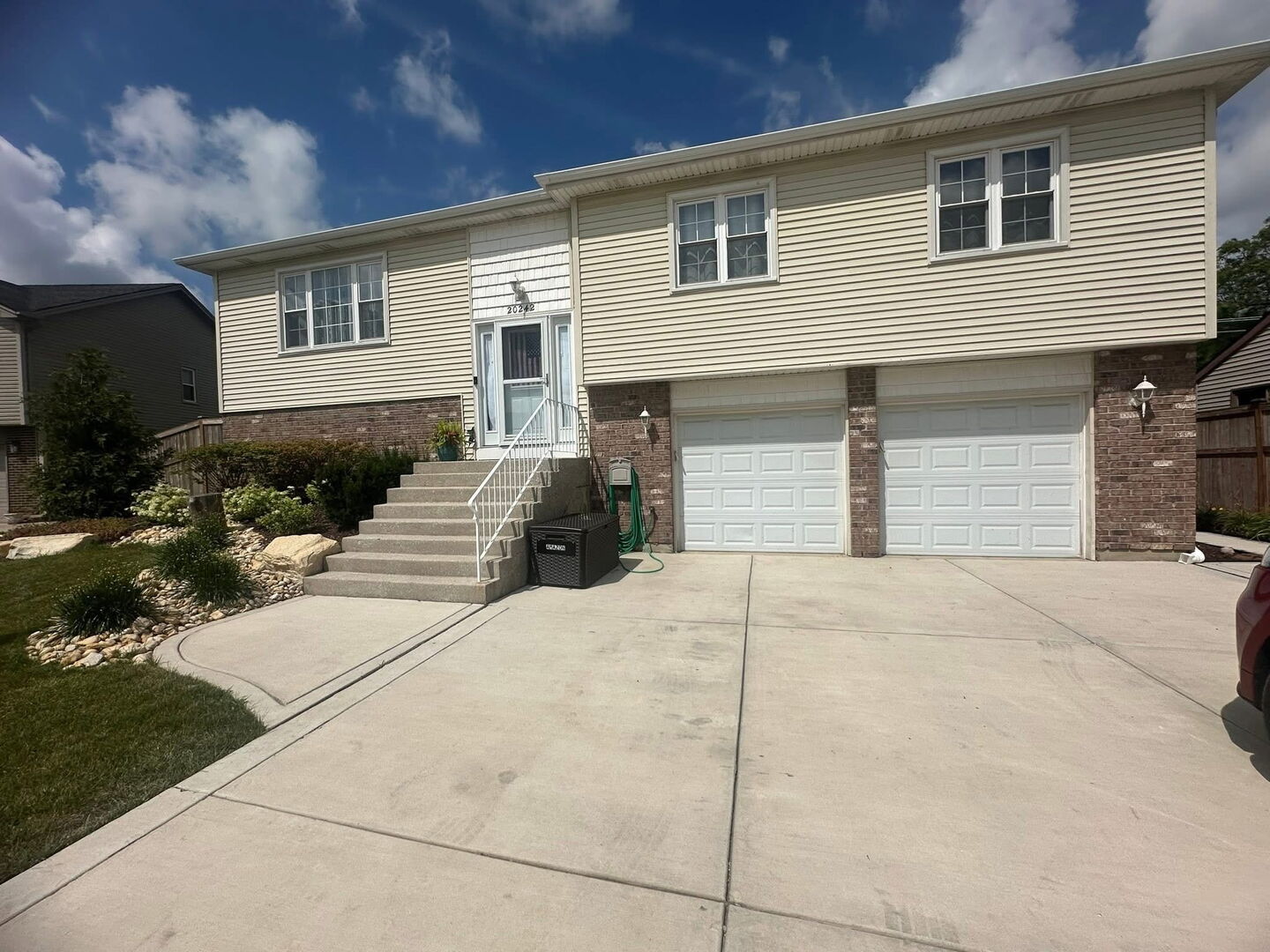 20242 S Rosewood Court, Frankfort, IL 60423