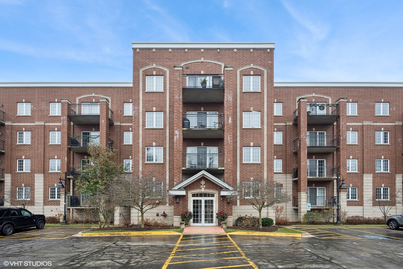 1479 MILWAUKEE Avenue #205, Libertyville, IL 60048
