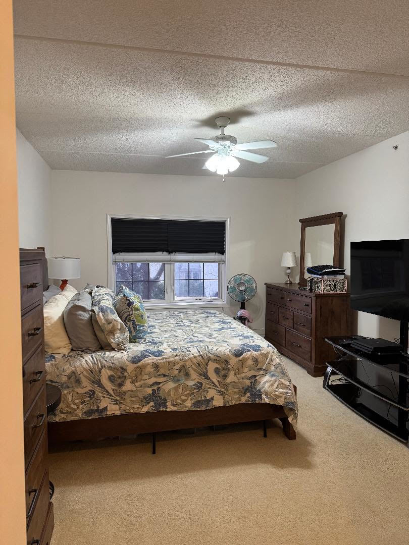 1479 MILWAUKEE Avenue #205, Libertyville, IL 60048