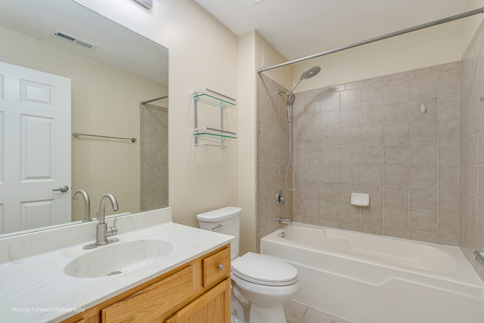 656 Pearson Street #309, Des Plaines, IL 60016