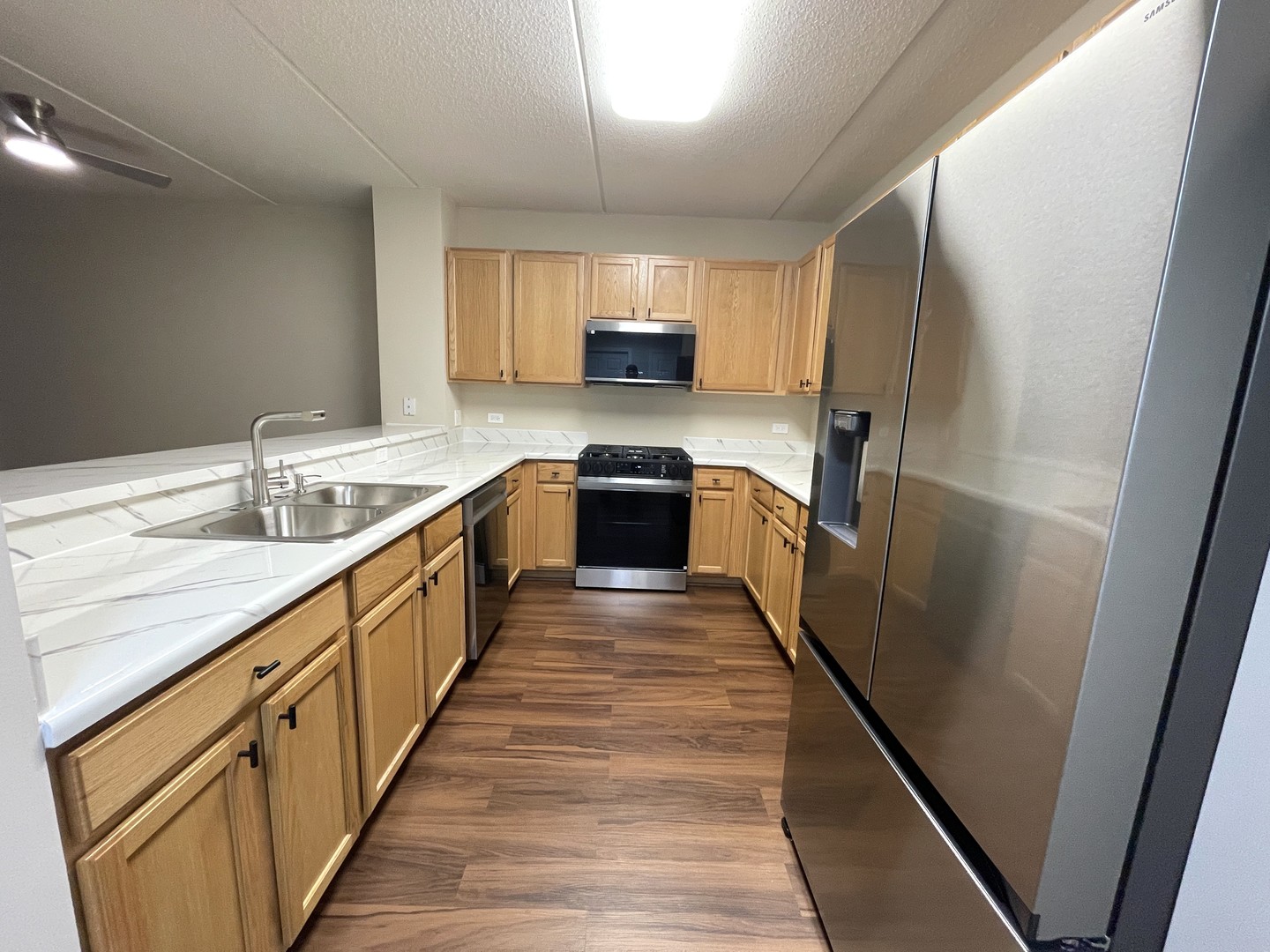 656 Pearson Street #309, Des Plaines, IL 60016