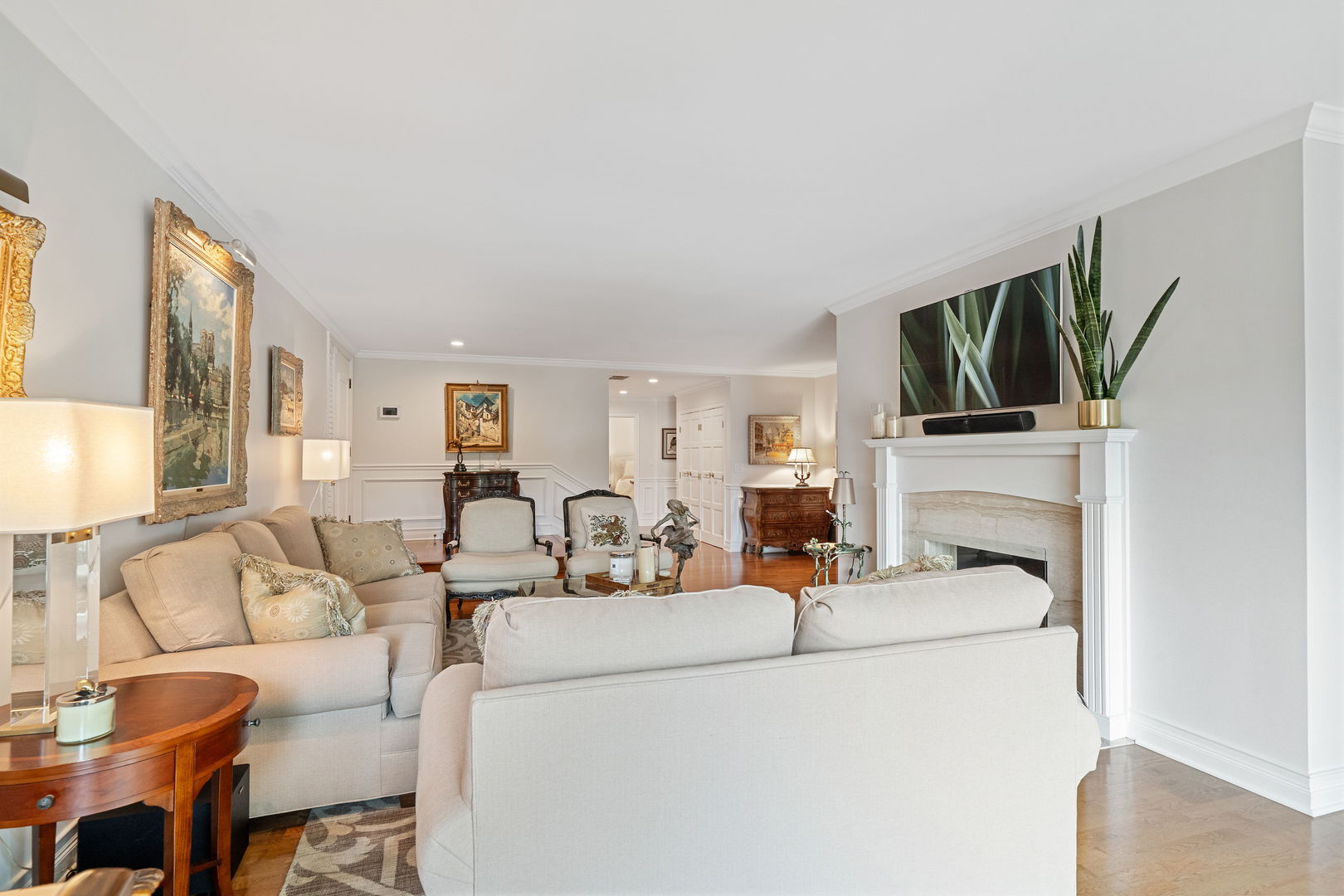 5 Oak Brook Club Drive #N303, Oak Brook, IL 60523