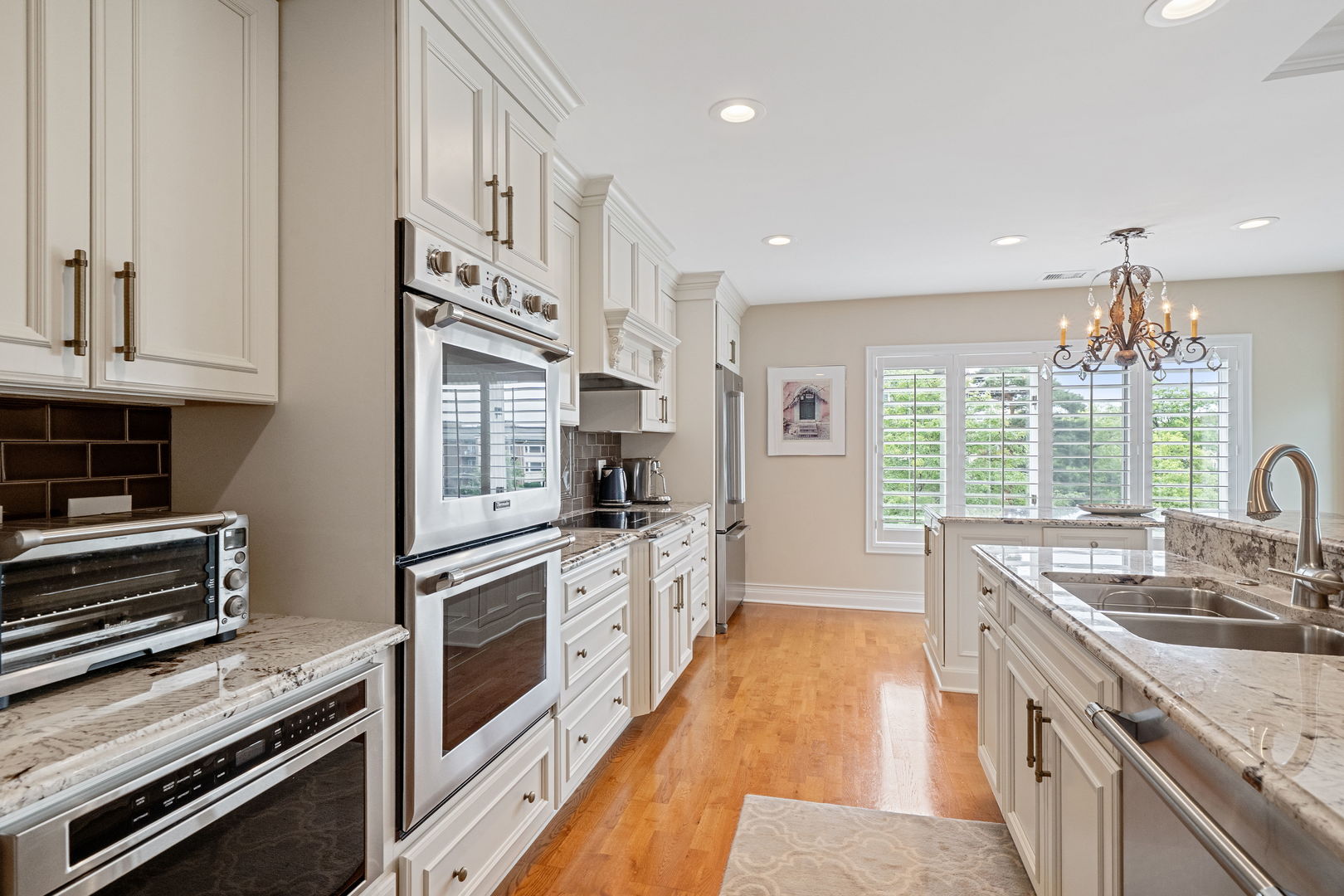 5 Oak Brook Club Drive #N303, Oak Brook, IL 60523