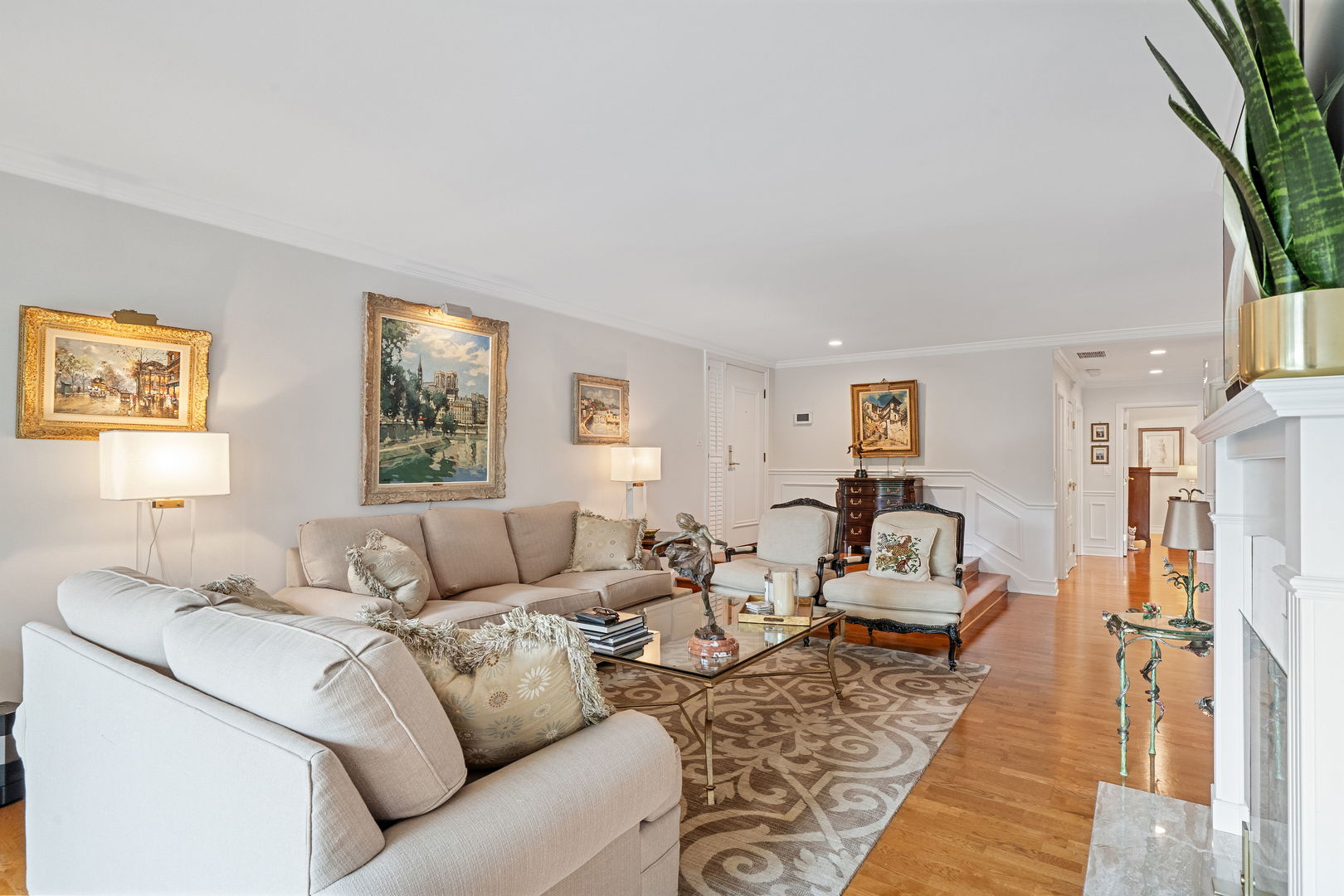 5 Oak Brook Club Drive #N303, Oak Brook, IL 60523