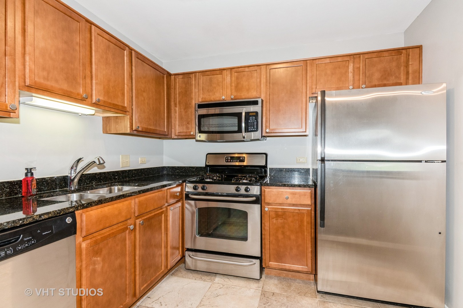 1561 Raymond Drive #103, Naperville, IL 60563