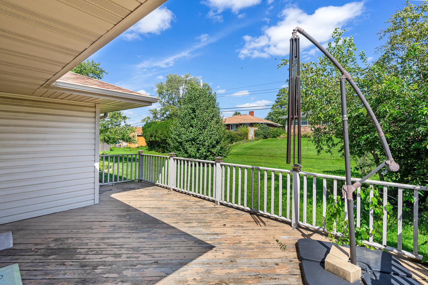 1616 Barthelone Street, Crest Hill, IL 60403