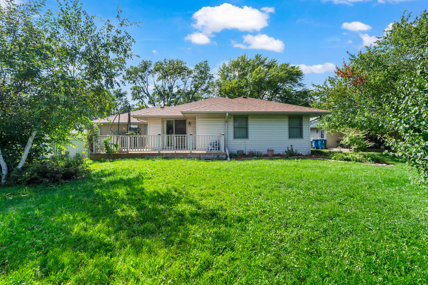 1616 Barthelone Street, Crest Hill, IL 60403