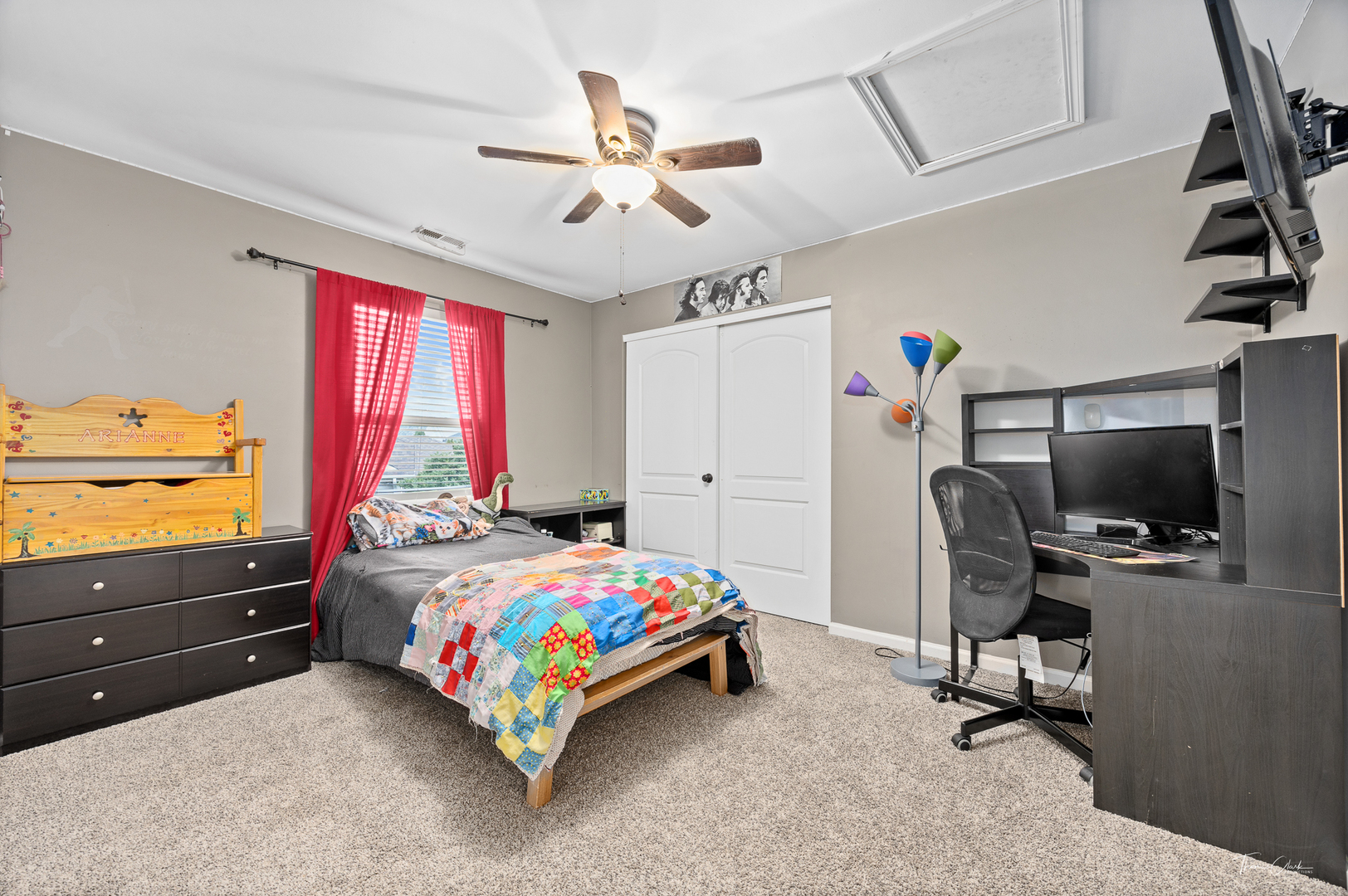 3 Arbors Edge Court, Bolingbrook, IL 60490