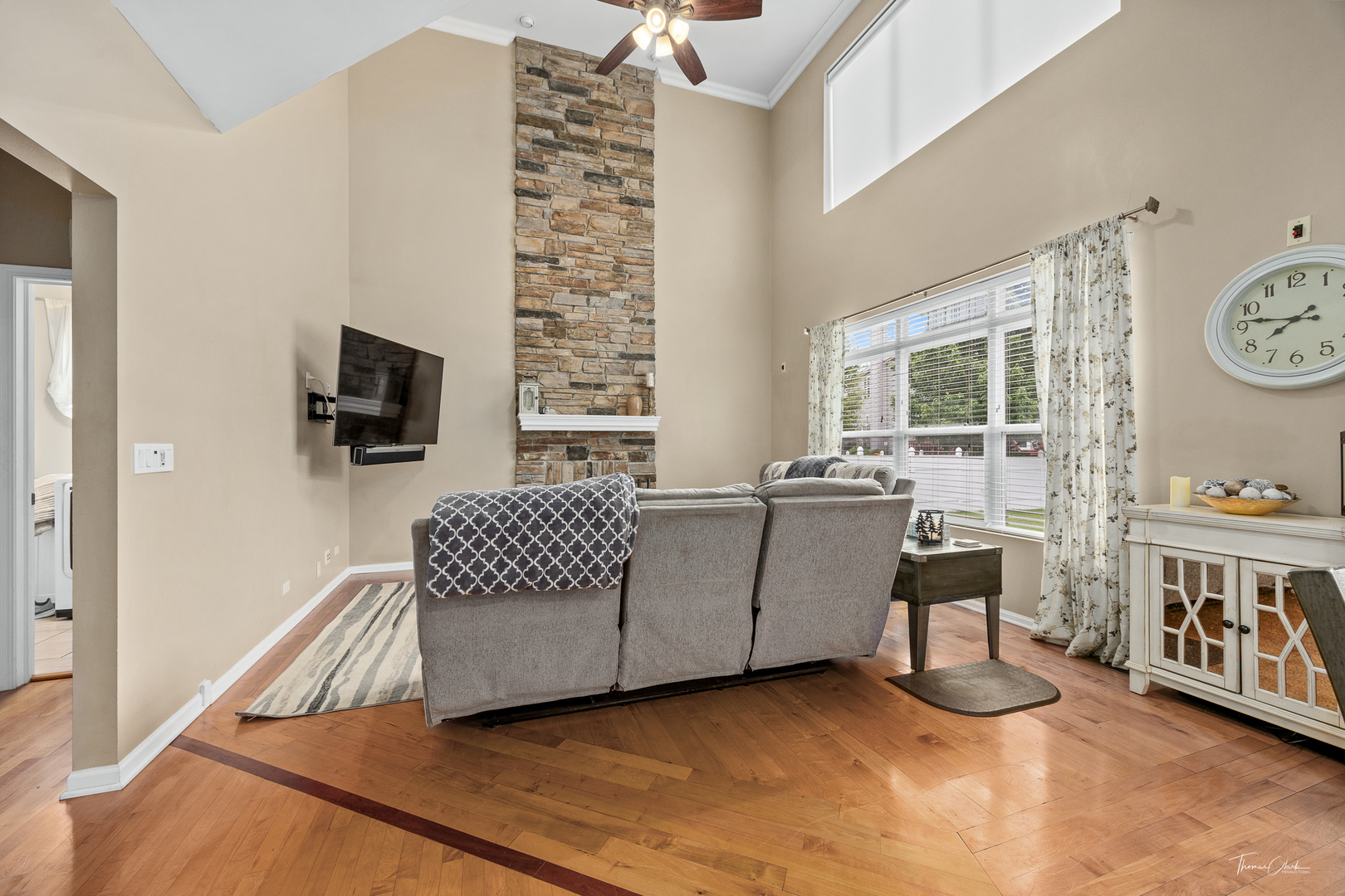 3 Arbors Edge Court, Bolingbrook, IL 60490