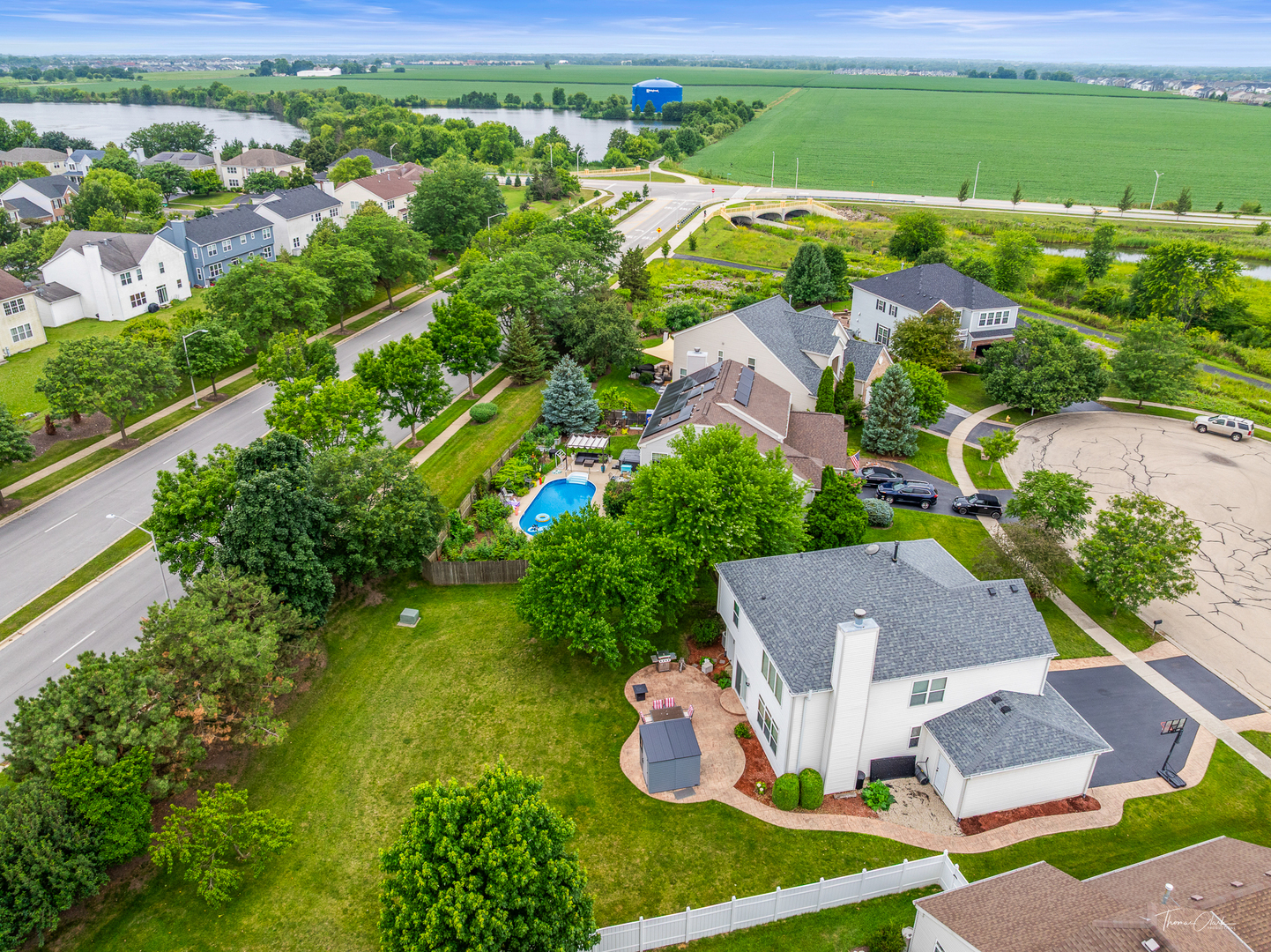 3 Arbors Edge Court, Bolingbrook, IL 60490