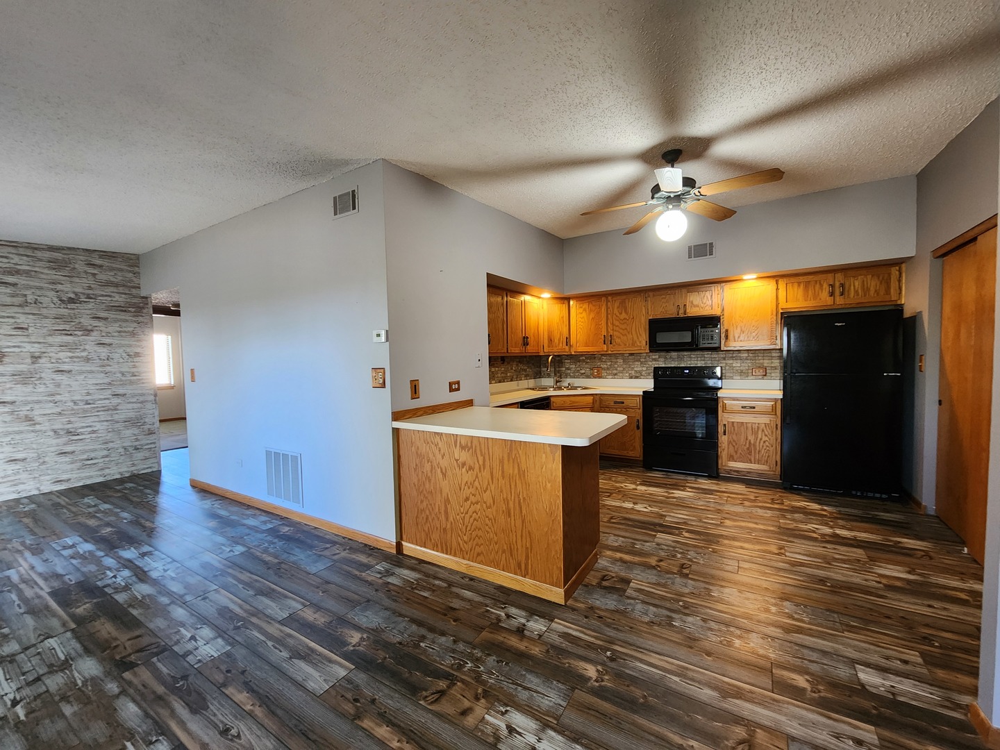 3115 INGALLS Avenue #3D, Joliet, IL 60435