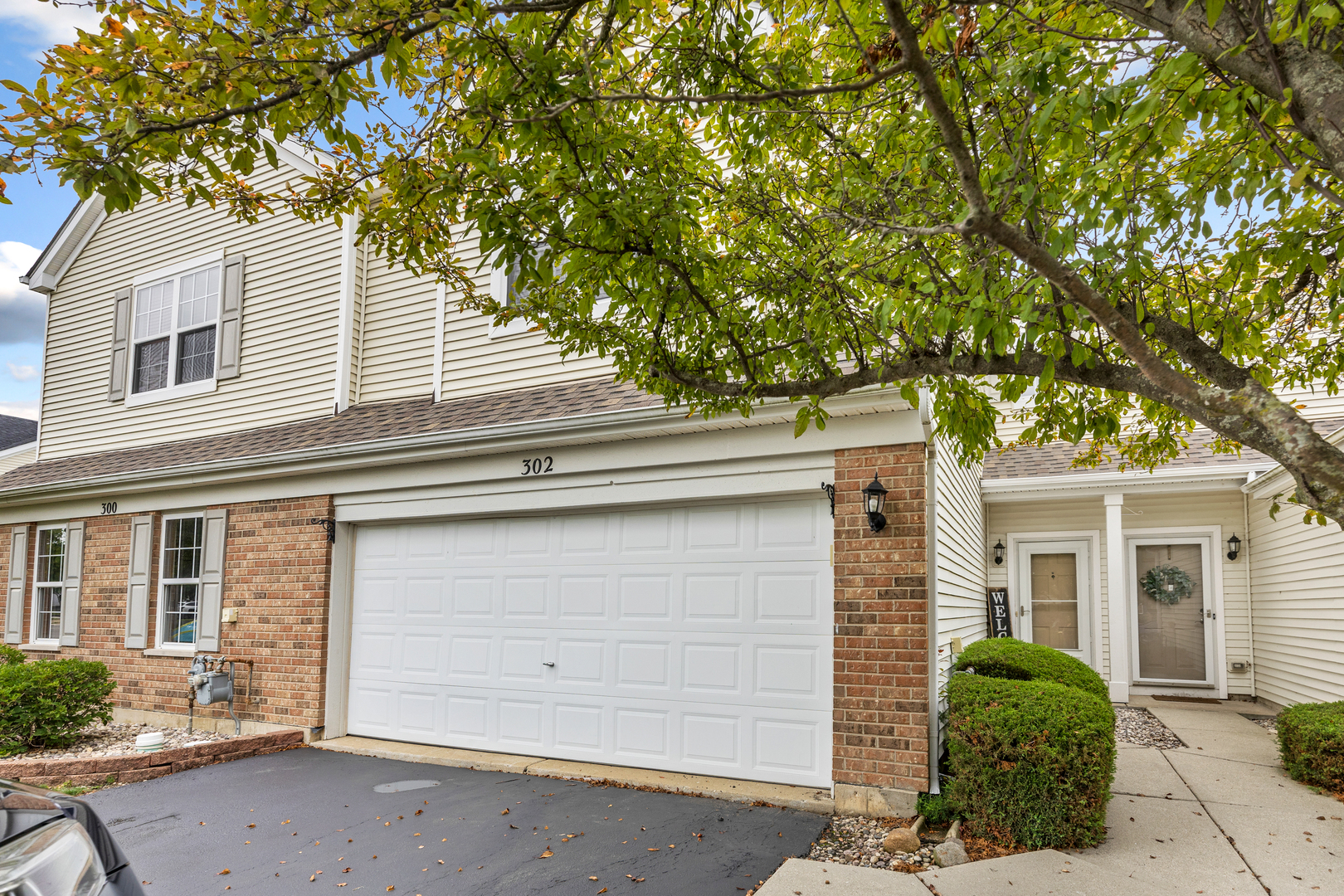 302 Parkside Drive, Shorewood, IL 60404