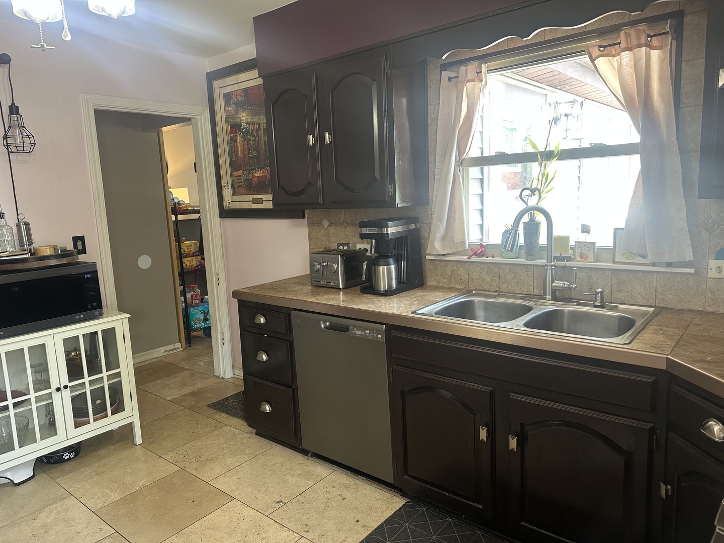 140 W Sunset Avenue, Lombard, IL 60148