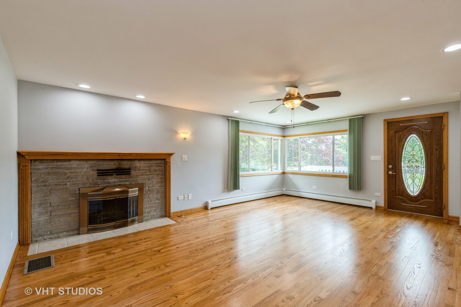 900 Shiloh Boulevard, Zion, IL 60099