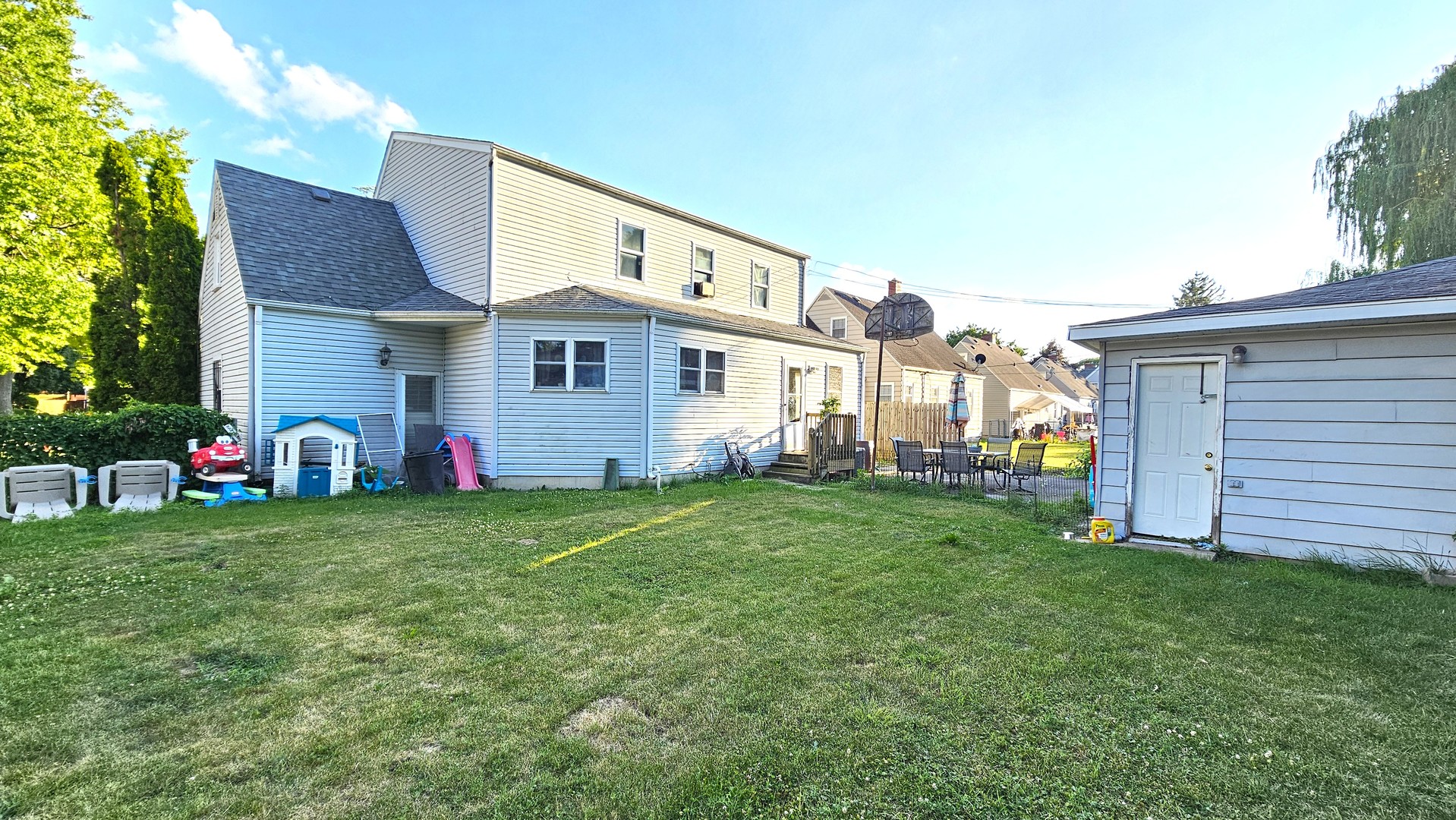 1221 Richmond Street, Joliet, IL 60435