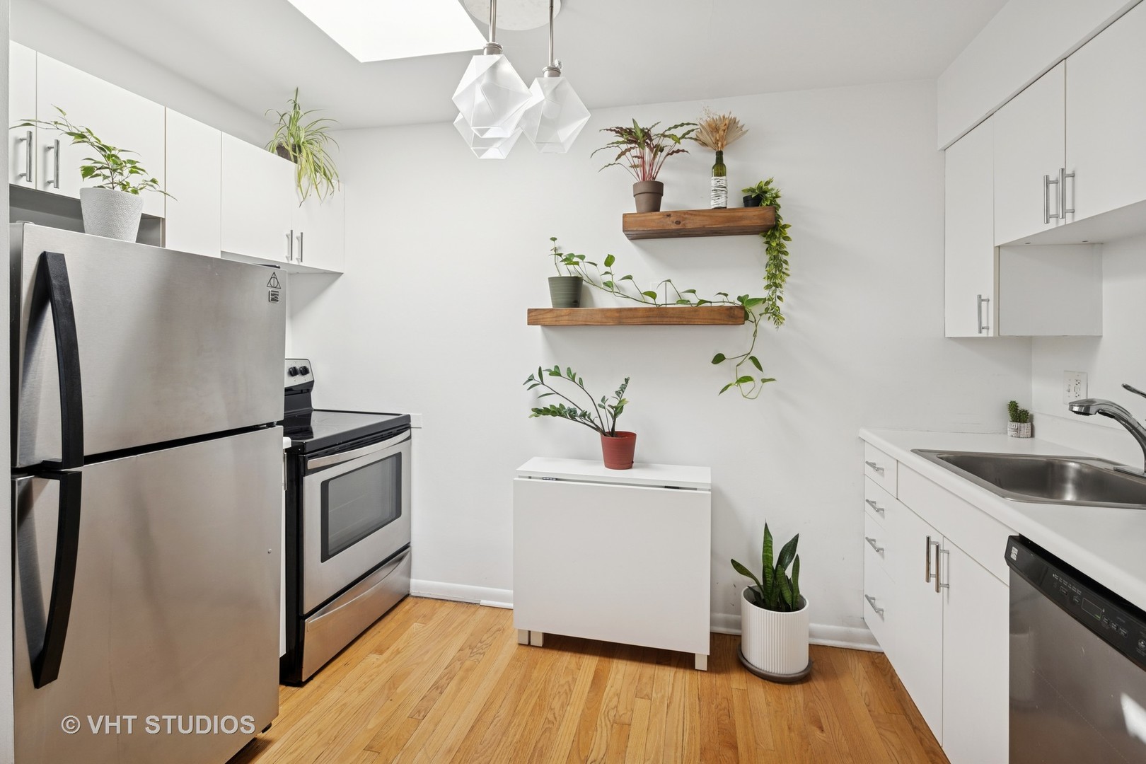 4258 N GREENVIEW Avenue #3B, Chicago, IL 60613