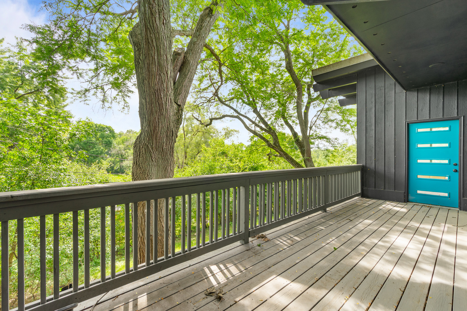240 Oxford Road, North Barrington, IL 60010