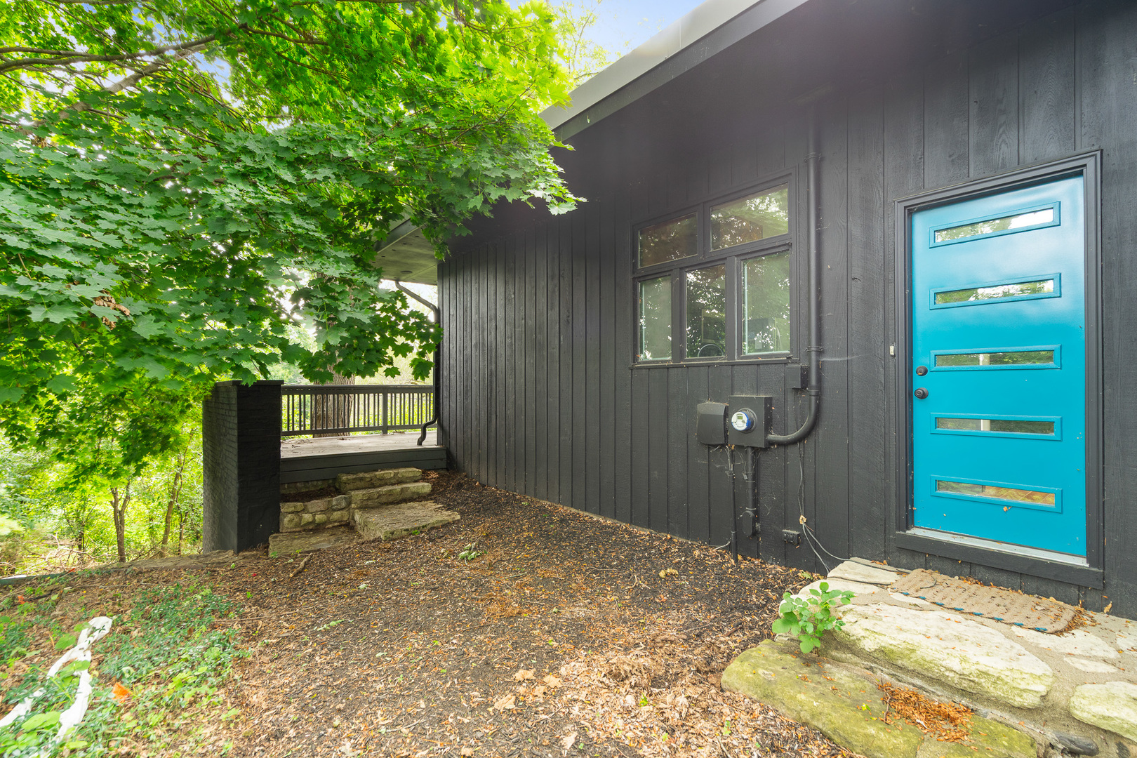 240 Oxford Road, North Barrington, IL 60010