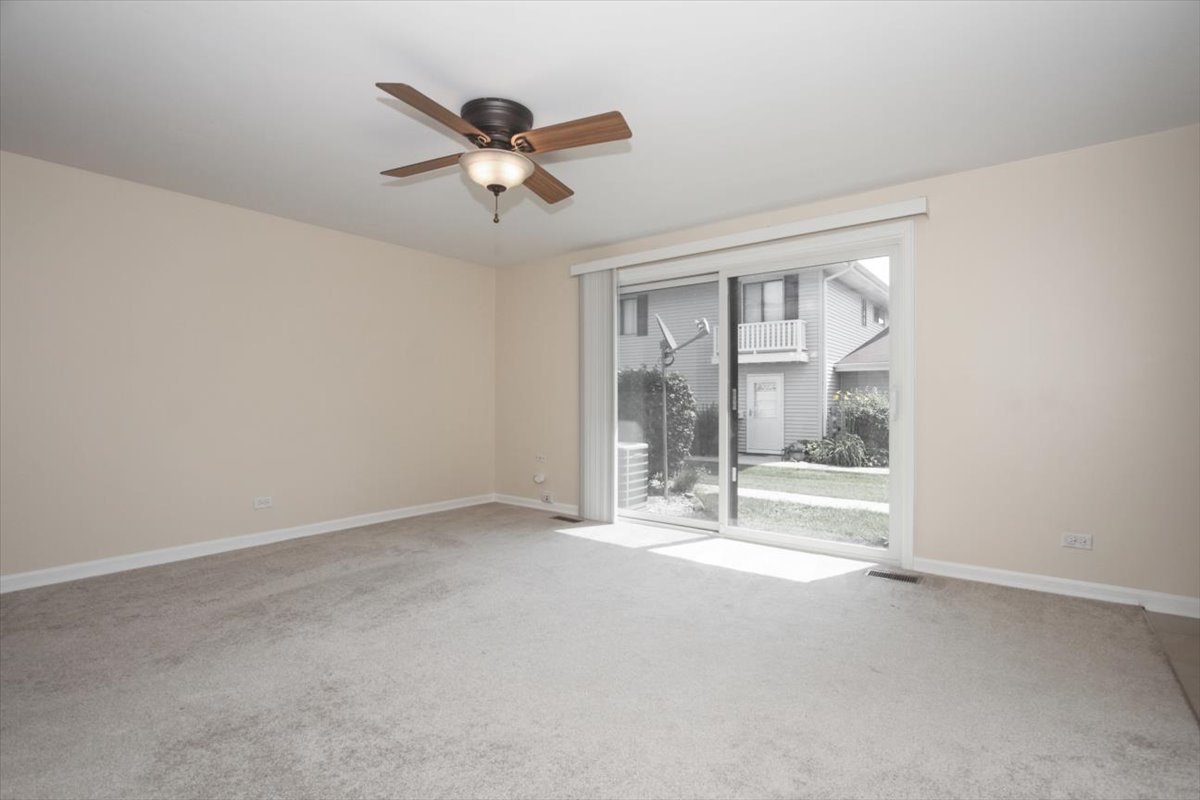 1319 Forestdale Court, Schaumburg, IL 60193