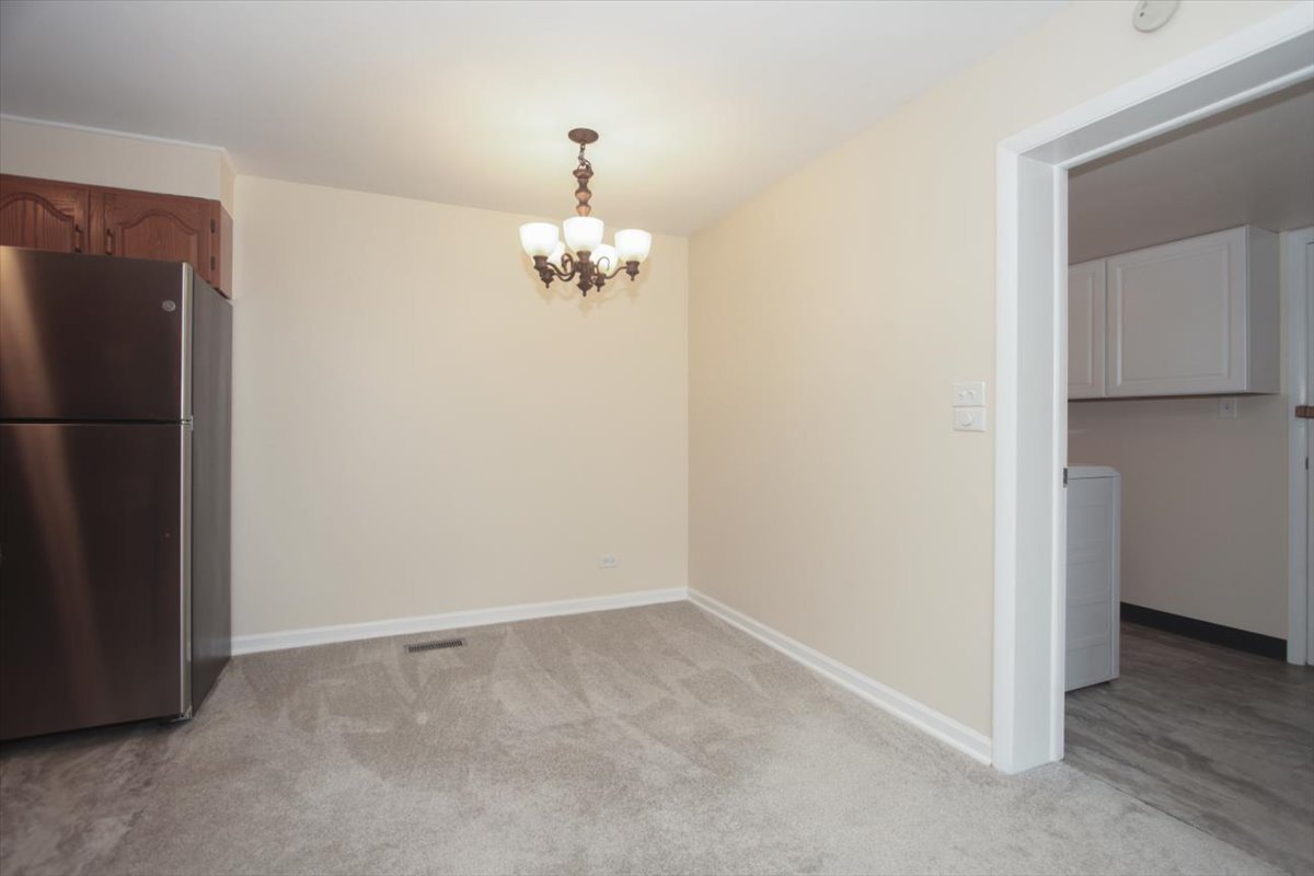 1319 Forestdale Court, Schaumburg, IL 60193