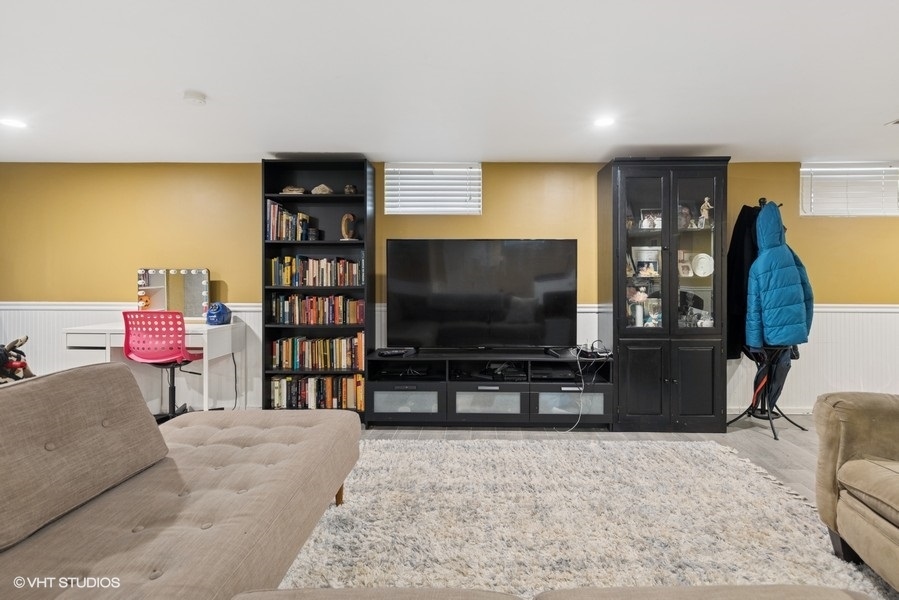 3630 Maple Avenue, Brookfield, IL 60513