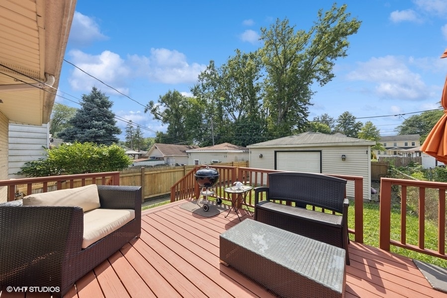 3630 Maple Avenue, Brookfield, IL 60513