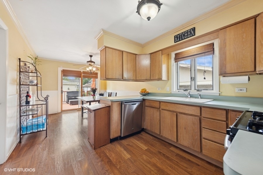 3630 Maple Avenue, Brookfield, IL 60513