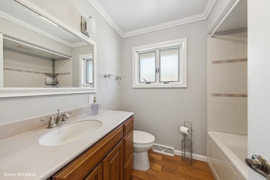 3630 Maple Avenue, Brookfield, IL 60513