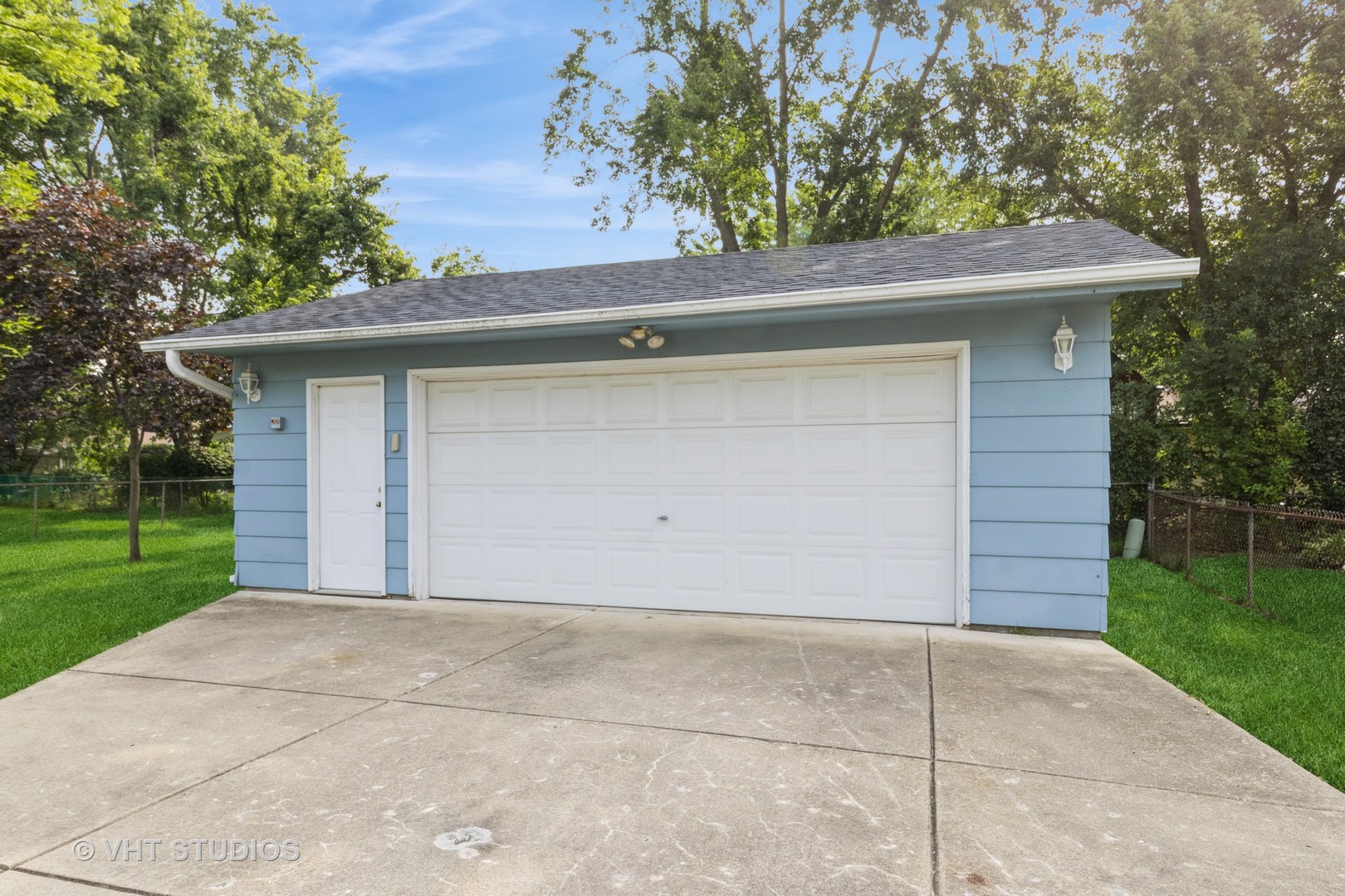 1021 Mercury Drive, Schaumburg, IL 60193