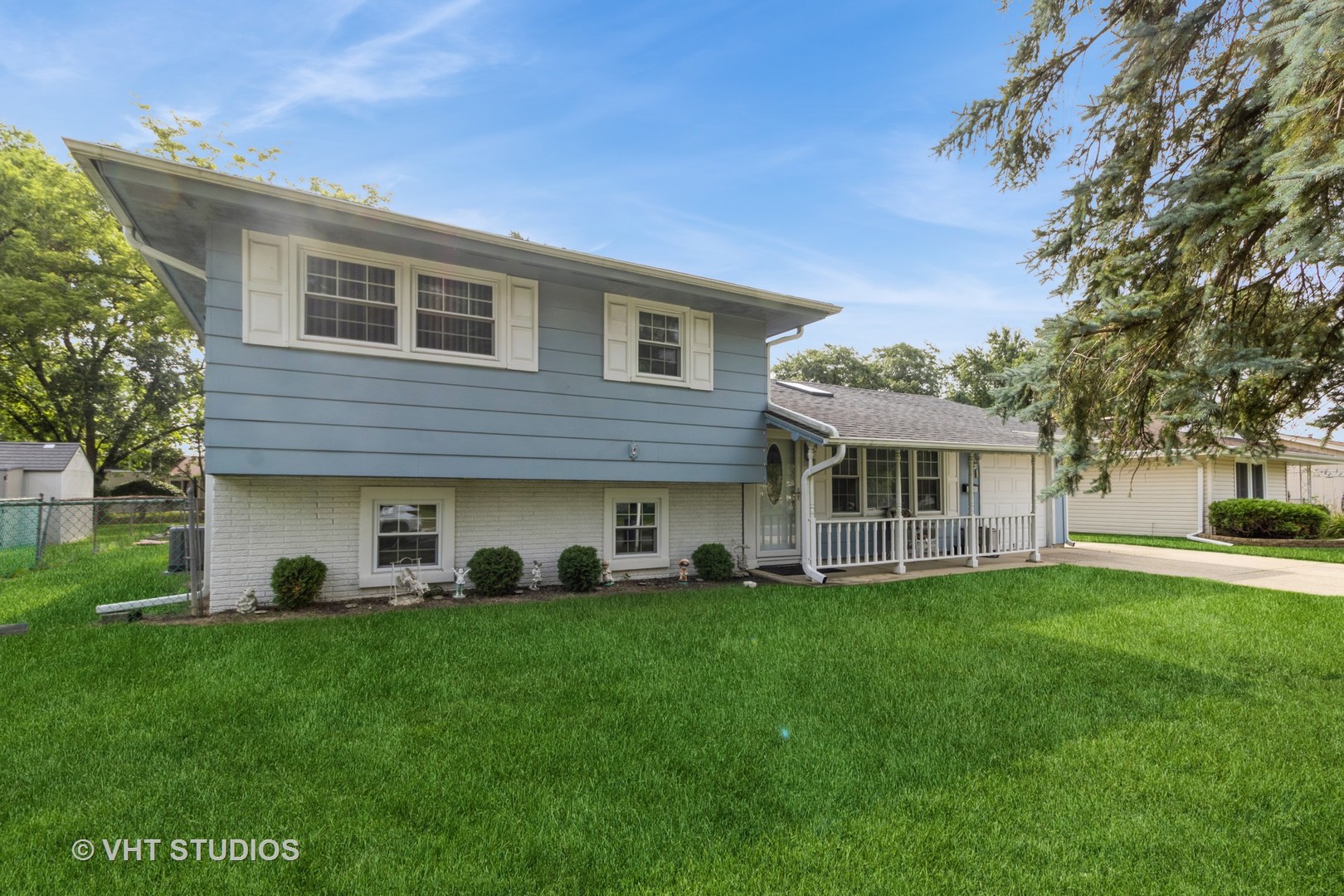1021 Mercury Drive, Schaumburg, IL 60193