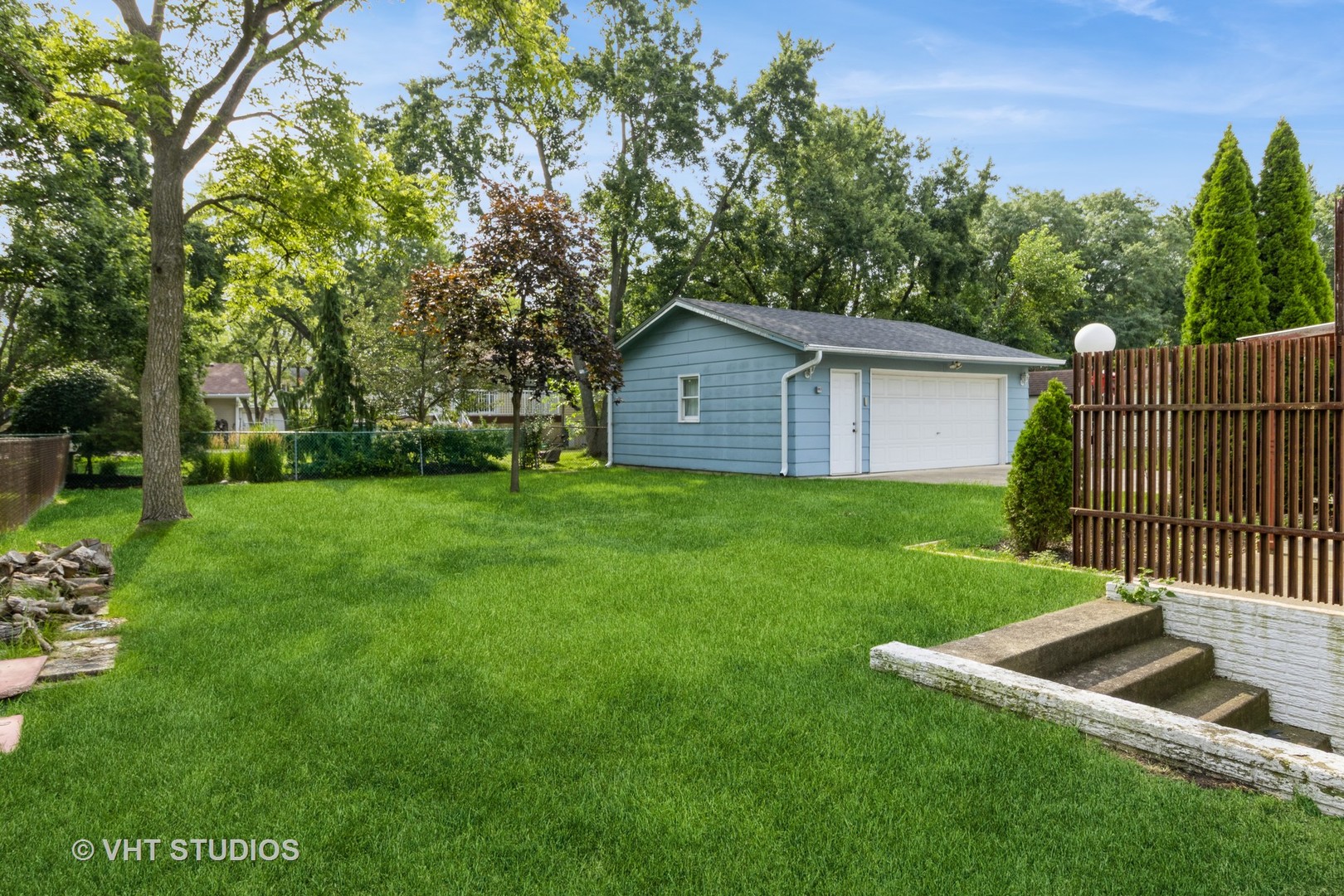 1021 Mercury Drive, Schaumburg, IL 60193