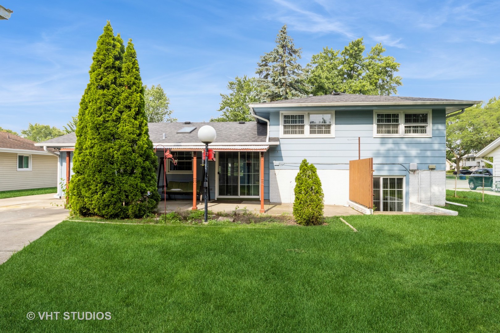 1021 Mercury Drive, Schaumburg, IL 60193