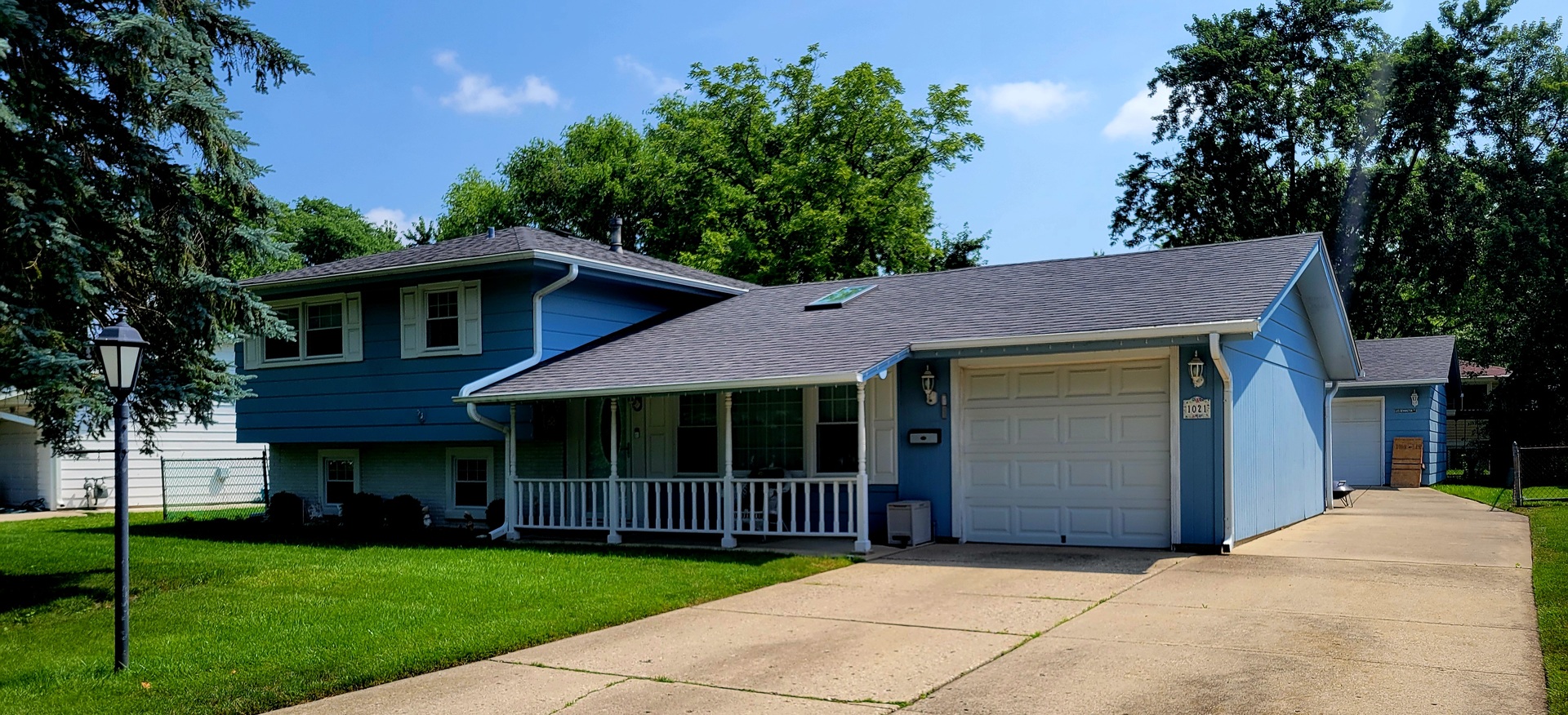1021 Mercury Drive, Schaumburg, IL 60193