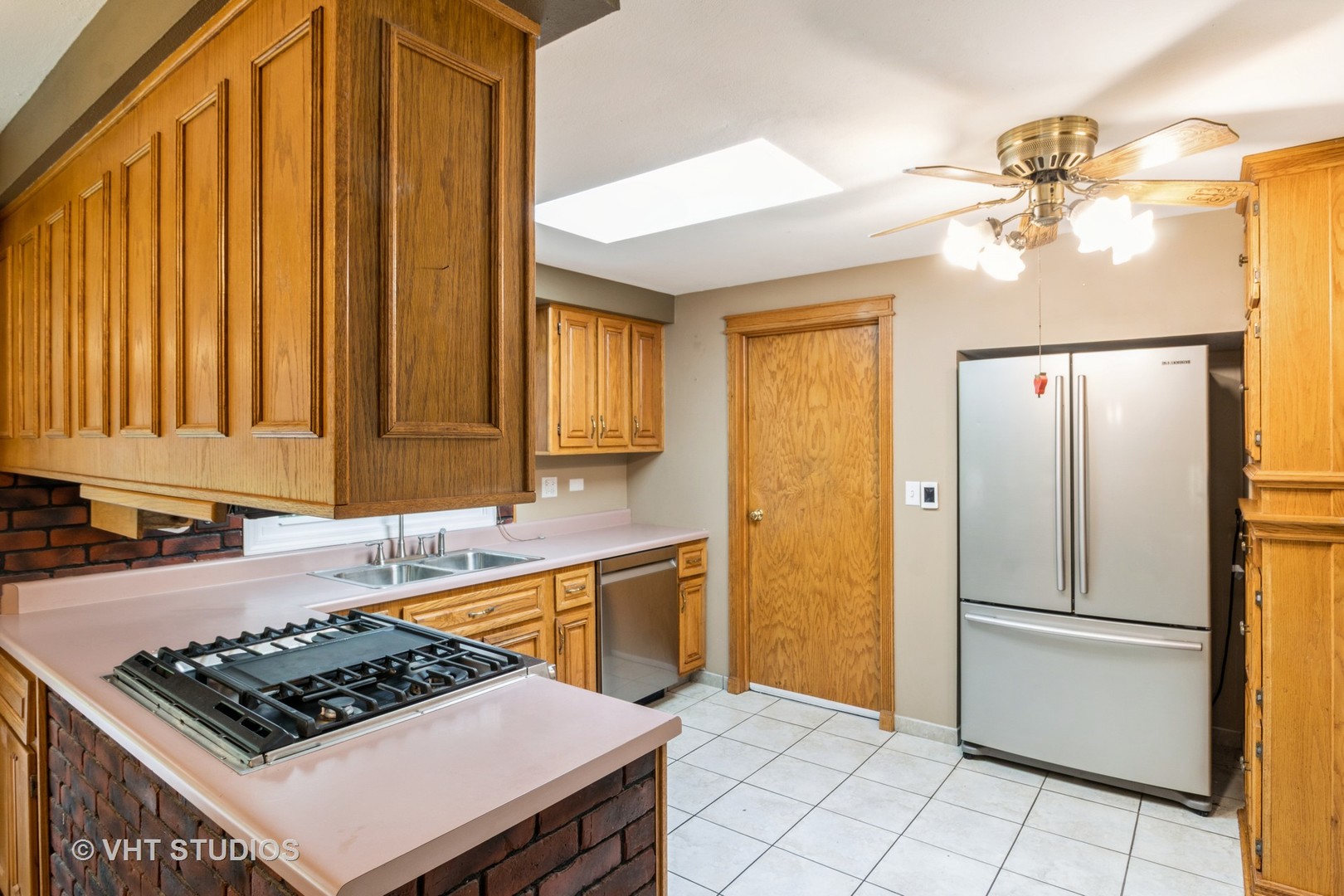 1021 Mercury Drive, Schaumburg, IL 60193