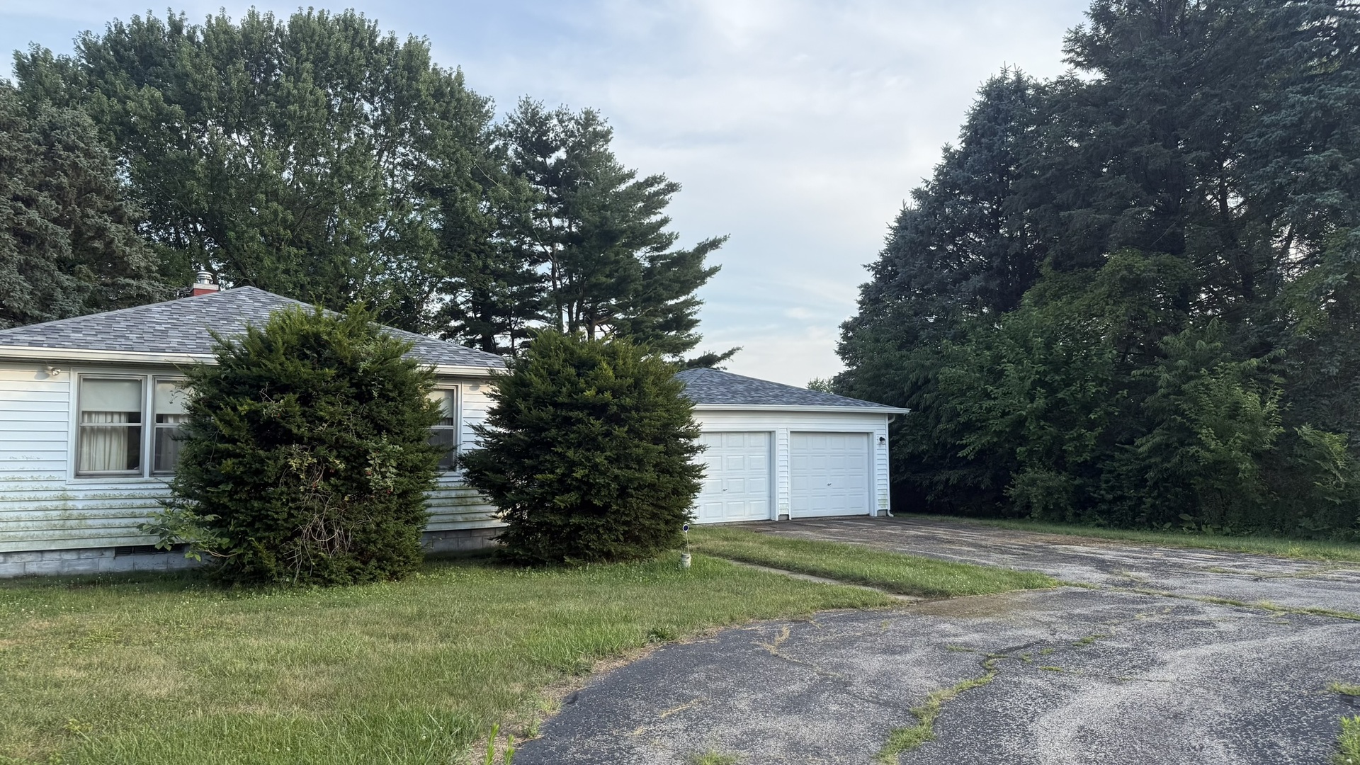 414 E State Road 2, Valparaiso, IN 46383