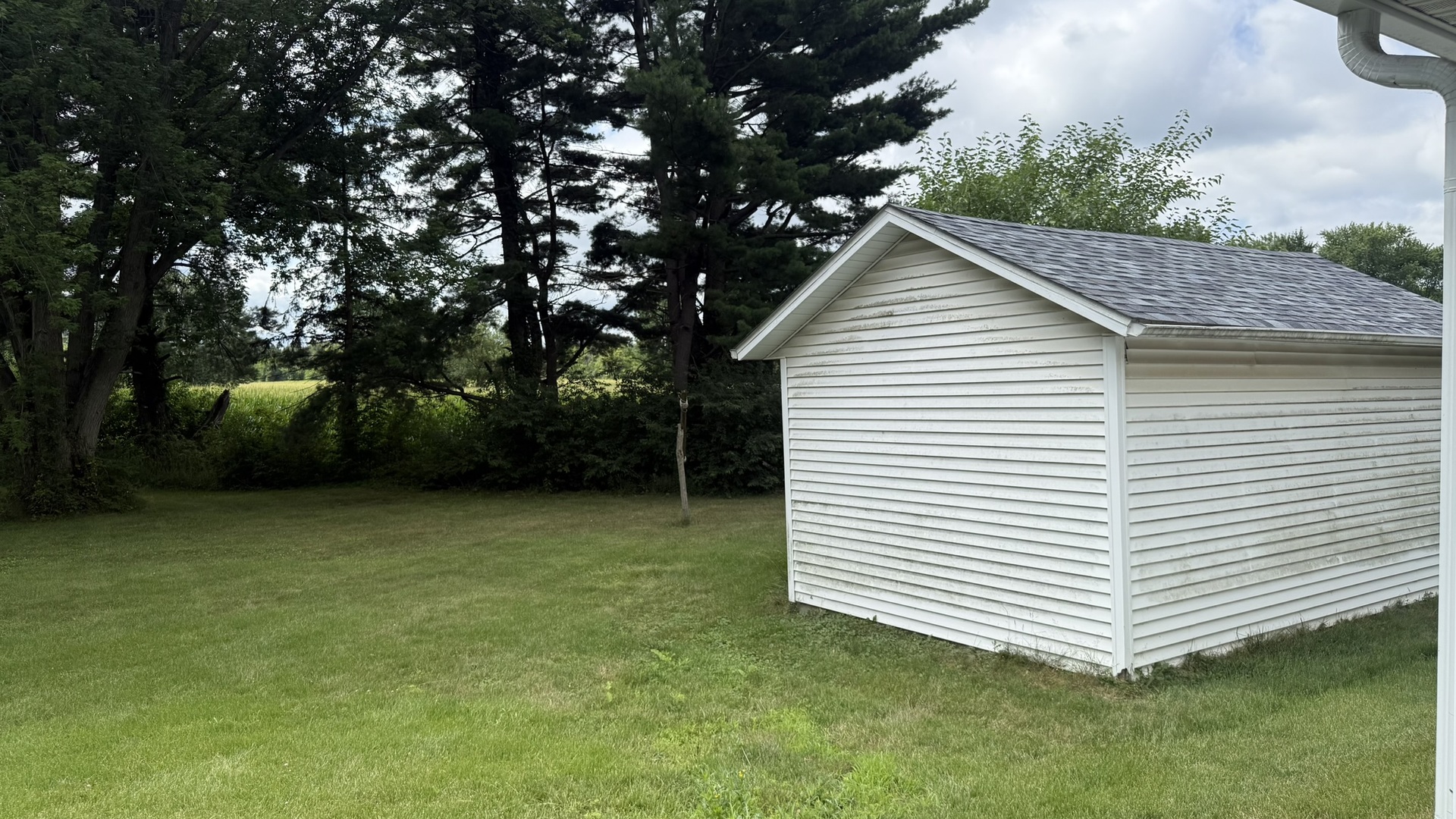 414 E State Road 2, Valparaiso, IN 46383