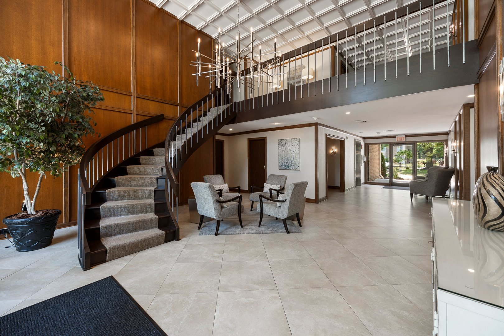 2 Oakbrook Club Drive #B207, Oak Brook, IL 60523