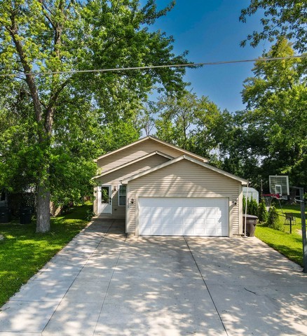 24912 67th Street, Salem, WI 53168