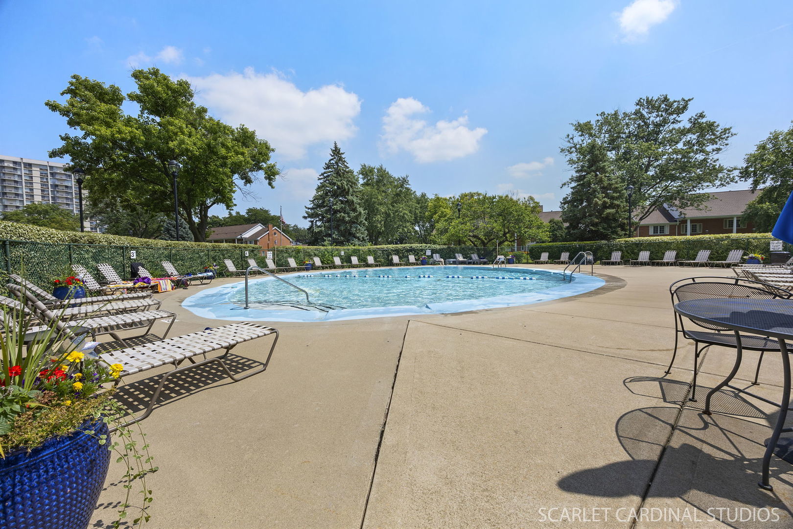 40 N Tower Road #11E, Oak Brook, IL 60523
